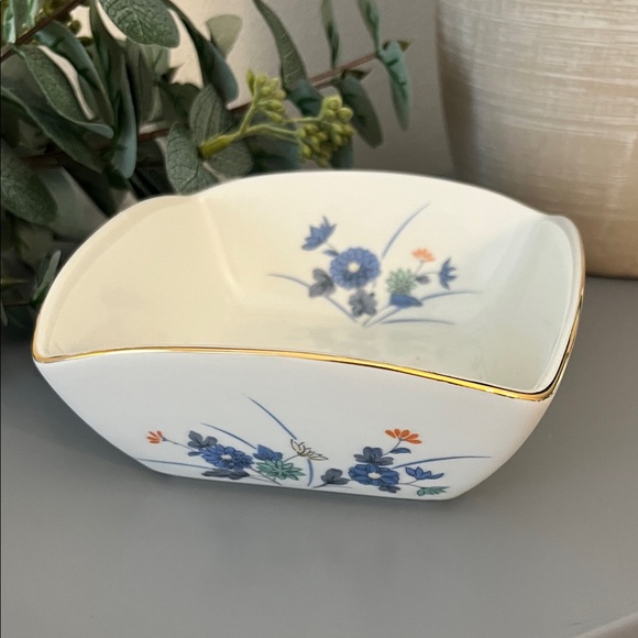 Vintage Other - Vintage Floral Candy/Trinket Dish Made in Japan